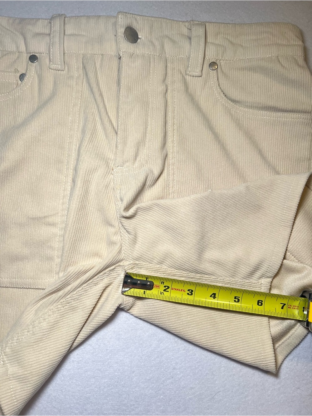 WeSC Stockholm Men’s Corduroy Utility Op Pocket Shorts, Cream/Biege,Size 30 - Picture 4 of 12